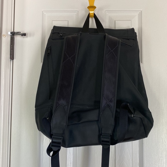 Hunter Backpack Large • Black & Red • Hunter For Target - Picture 6 of 11